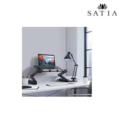 میز لپ تاپ خوابیده