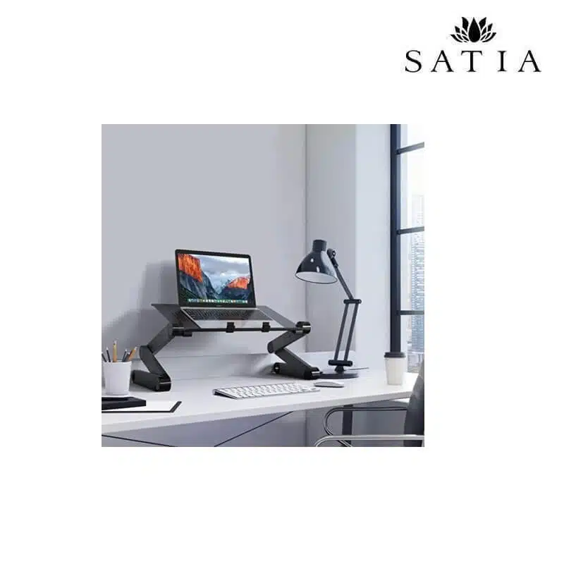 میز لپ تاپ خوابیده